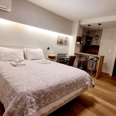 Stylish Studio Near Athens Hilton, Self Check-In! Exterior foto